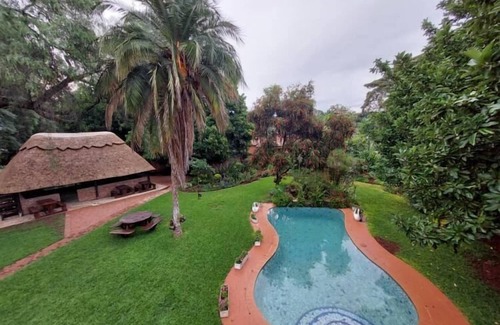 Harare Apartment | Contemporary, spacious guesthouse surrounded with green garden and pool in Mount Pleasant - 2063