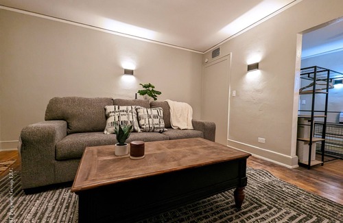 Florence Apartment | Contemporary Style