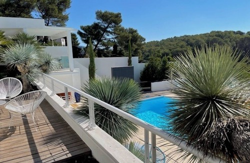 Peypin Villa | Contemporary villa in Peypin, near Aix-en-Provence and Cassis