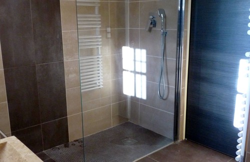 Eyguieres Villa | Contemporary villa with pool