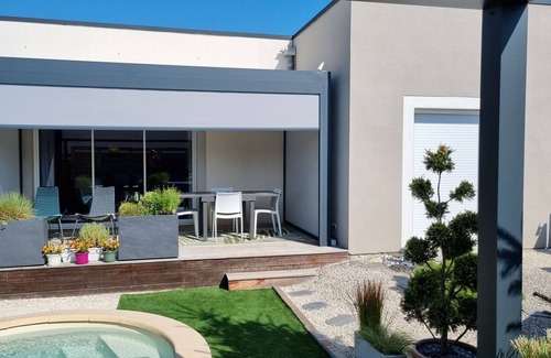 Gaillac House | Contemporary villa with swimming pool
