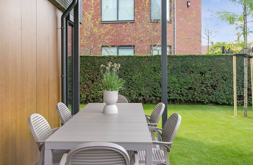 Nieuwegein Condo | Contemprary 2-bedroom condo with private garden near Utrecht