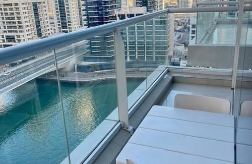 Dubai Marina Apartment | Continental Tower, Dubai Marina - Bright & Elegant 1 Bedroom