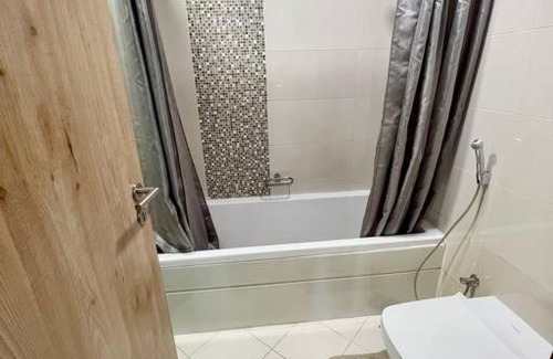 Dubai Marina Apartment | Continental Tower, Dubai Marina - Bright & Elegant 1 Bedroom