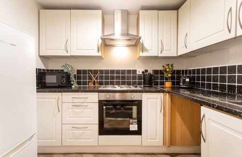 Easton Apartment | Contractor*Long Stays Discounts*Parking