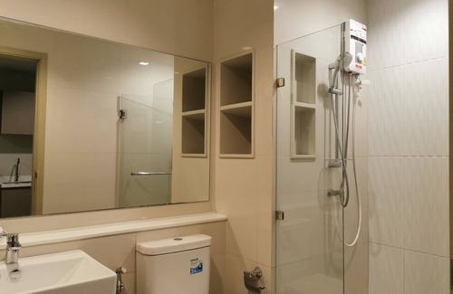 Samsen Nai Condo | Convenient 1-bed condo, 1step to Ha Yaek BTS&MRT station,JJ market & DMK airport