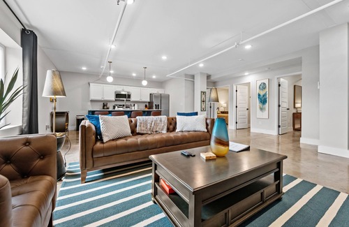 Chattanooga Condo | Convenient 2 bedroom on Main St