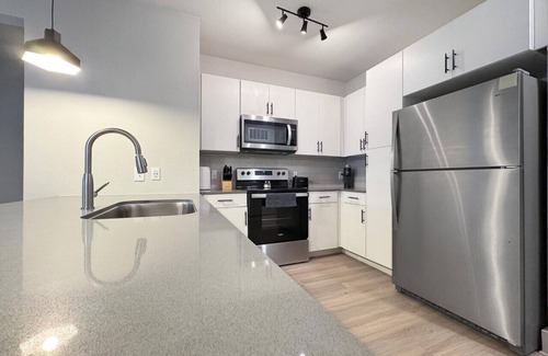East Ybor Apartment | Convenient 2 BR Central Tampa, Minutes to Downtown