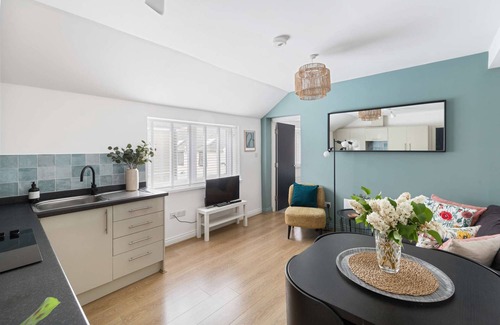 Roath House | Convenient Central Apartment by Black Door Stays