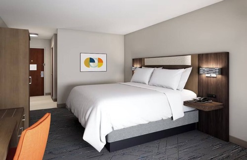 West Kissimmee Hotel | Convenient Getaway with Pool, Gym & Quick Drive to Orlando Fun, 2 Units
