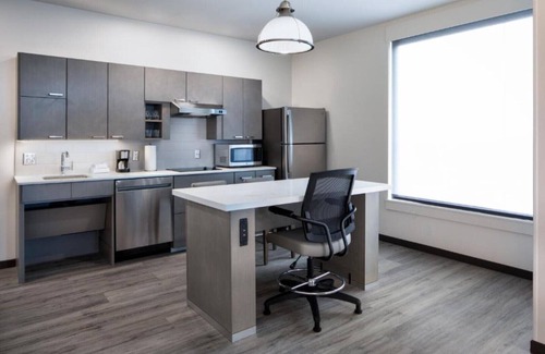 Fitzsimons House | Convenient Location for Your Aurora Extended Stay or Weekend Getaway