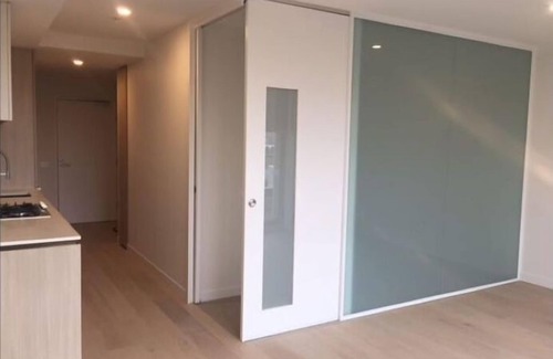 North Melbourne Apartment | Convenient, quiet spot, in North Melbourne, only minutes into the CBD.