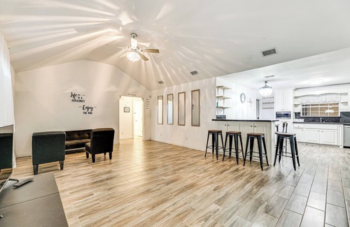 Edinburg House | Convenient, Spacious & Peaceful: Home in Edinburg!