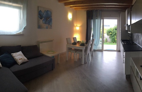 Focene Apartment | Convenient villa for visiting Rome and wonderful days at the beach
