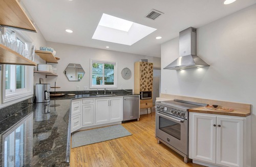 East Side Costa Mesa House | Conveniently Located, Coastal Cottage