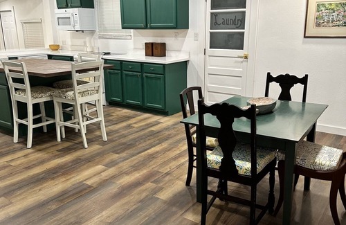 Inglis Cottage | Cookies Cottage , 3 bedroom 2 bath cottage