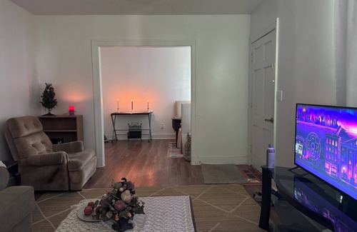 Cleveland House | Cool 2-bedroom house with AC in charming Cleveland
