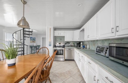 Point Judith House | Cool Breezes,Ocean Views-Great to Gather or Staycation for Small & Large Groups
