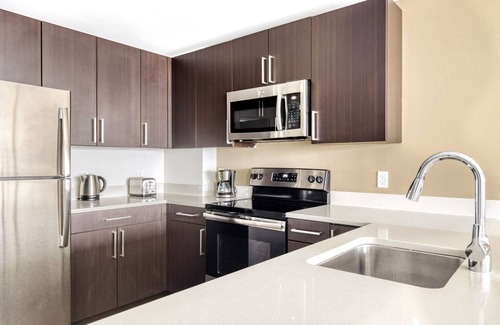 East Cambridge Apartment | Cool East Cambridge 1BR w/W/D & Gym, nr Lechmere T, by Blueground