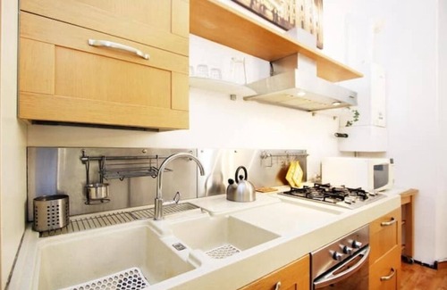 Washington Apartment | Cool loft in the heart of Milan