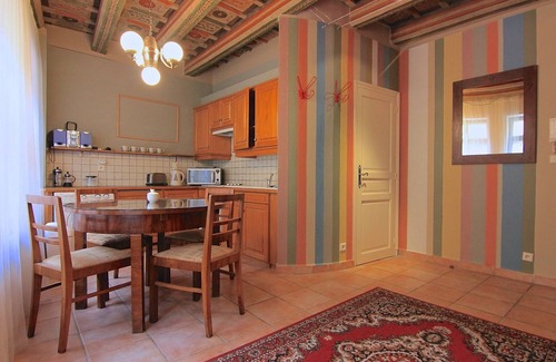 Mala Strana Apartment | Cool Mala Strana apartment with balcony