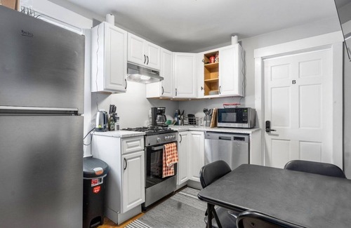 South Boston Apartment | Cool Private Room in Shared Apt near Moakley Park