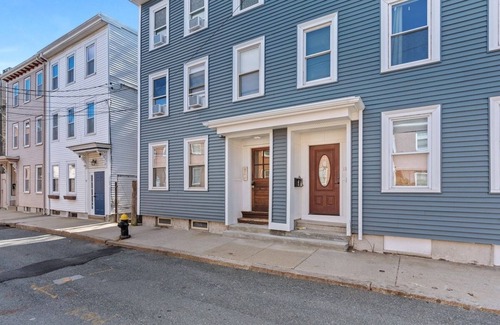 South Boston Apartment | Cool Private Room in Shared Apt near Moakley Park