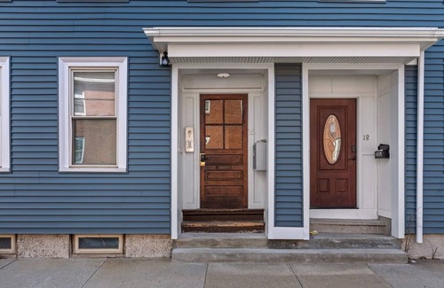 South Boston Apartment | Cool Private Room in Shared Apt near Moakley Park