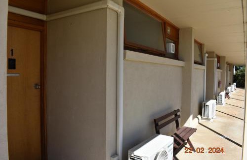 Penola Hotel | Coonawarra Motor Lodge