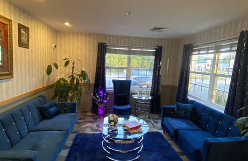 Lancaster Hotel | Coos Motor Inn