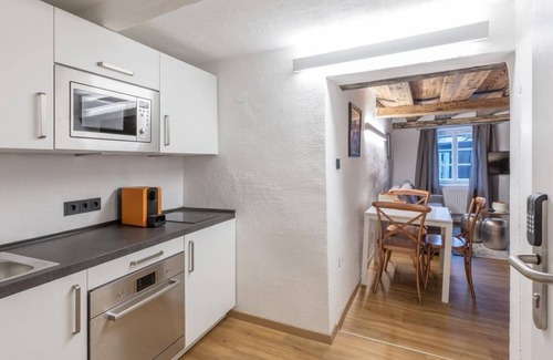 Altstadt Apartment | Copper Room - APT. Stone Lodge Salzburg