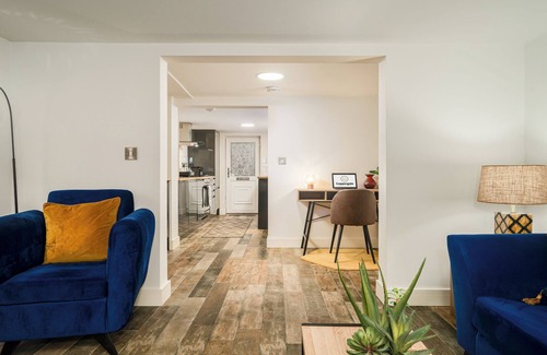Doncaster Apartment | Coppergate Mews apartment No1, stylish city 2-bedroom ground floor apartment