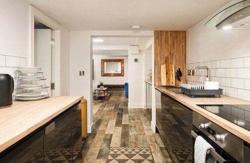 Doncaster Apartment | Coppergate Mews apartment No1, stylish city 2-bedroom ground floor apartment