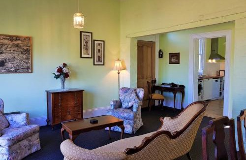 Coragulac House | Coragulac House Cottages