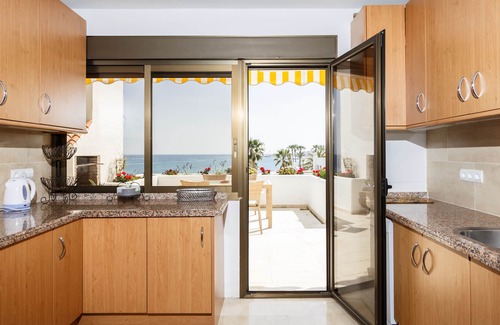 Golden Mile Hotel | Coral Beach Aparthotel