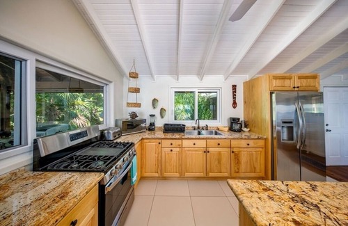 First Bight House | Coral Beach Retreat – Private Beachfront Escape