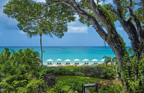 Old Trees Bay Apartment | Coral Cove 4, Green Fields