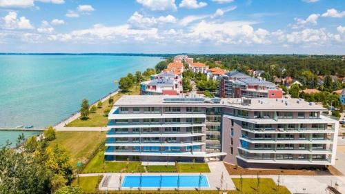 Siofok Aranypart Apartment | Coral Luxury Apartment