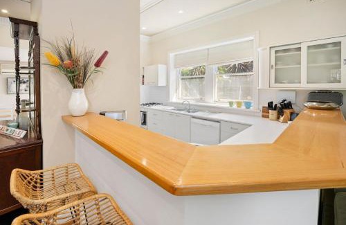 Capel Sound House | Coral Rose Cottage