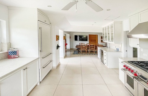 Hamilton Parish Villa | Coral Sea private beachfront oasis