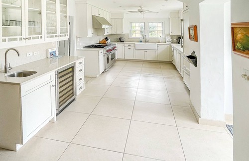 Hamilton Parish Villa | Coral Sea private beachfront oasis