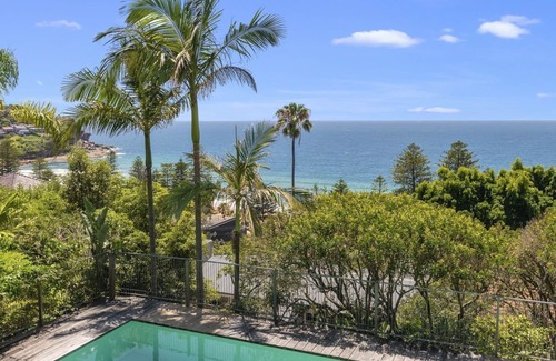 Whale Beach House | CORAL TREE COTTAGE by Palm Beach Holiday Rentals
