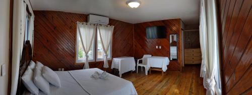 Isla de Utila Hotel | Coral View Beach Resort