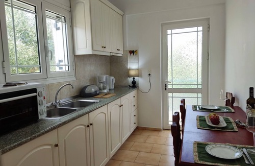 Kompi House | Coral Villas
