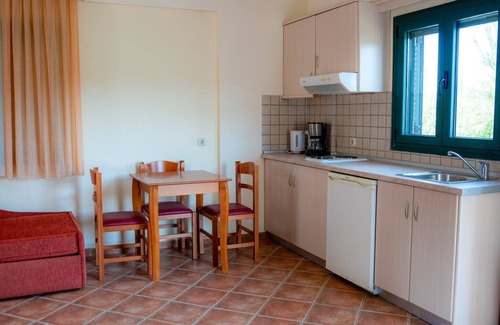 Perdika Apartment | Coralli Hotel