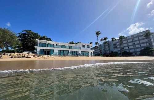 Stella Apartment | Corcega Beachfront Suite with Balcony in Rincon