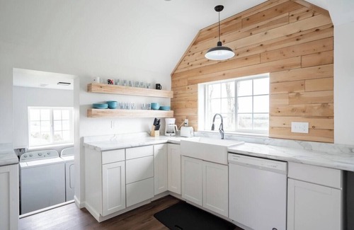 Williamstown House | Cordova Retreat - 7 Minutes from Ark!