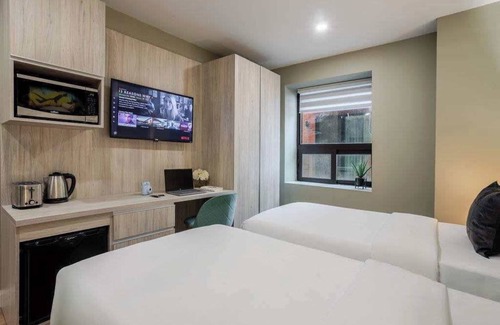 Gay Village House | Core Duo – Berri-UQAM Nest