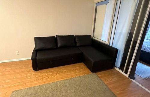 Bay Street Corridor Condo | Core of Downtown-Near Eaton Centre, Nathan Phillips Square