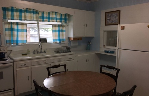 Atlantic Cottage | Core Sound Cottage in Atlantic, NC with Water View